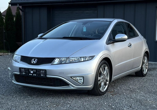 Honda Civic cena 27900 przebieg: 209000, rok produkcji 2011 z Jastrowie małe 407